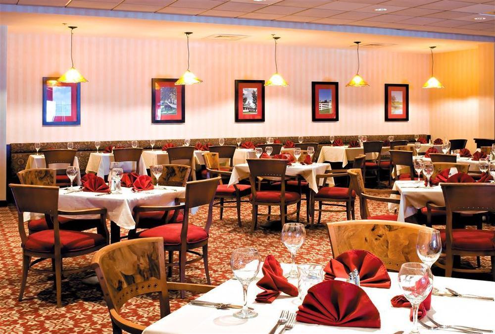 Quality Inn Lexington -Horse Park Restaurant foto
